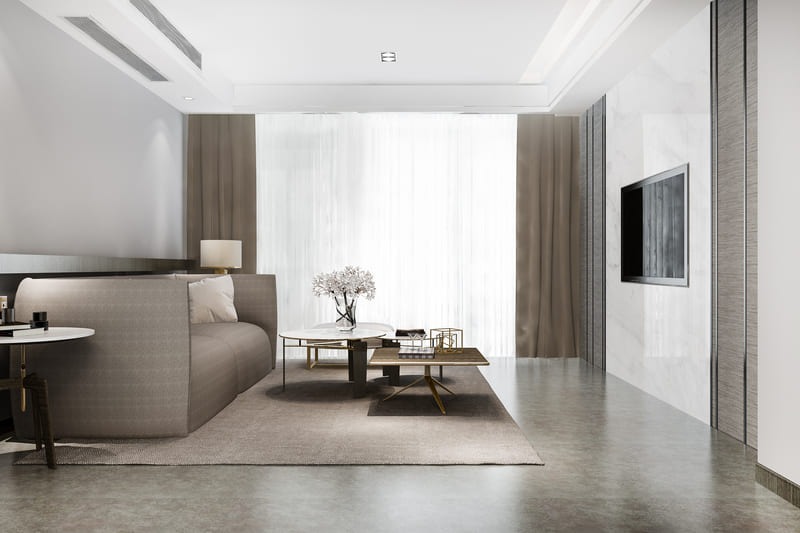 Architecte d'intérieur réalisant la décoration d'un appartement moderne à Paris